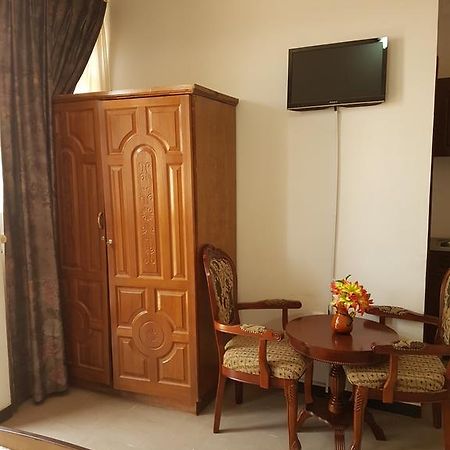 Comfort Zone Guest House & Pension Аддис-Абеба Экстерьер фото