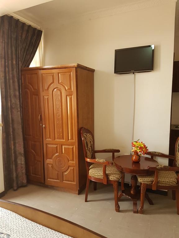 Comfort Zone Guest House & Pension Аддис-Абеба Экстерьер фото